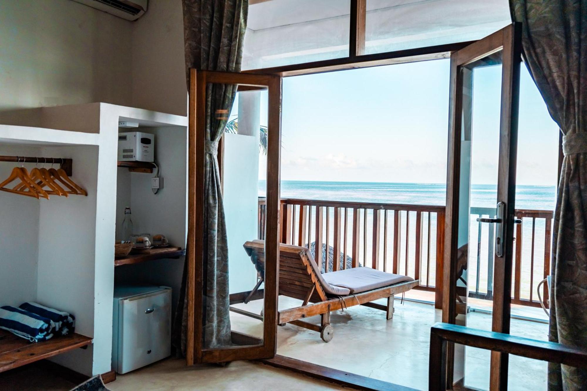 Pili Pili Sunrise Beach Hotel Jambiani  Exterior photo